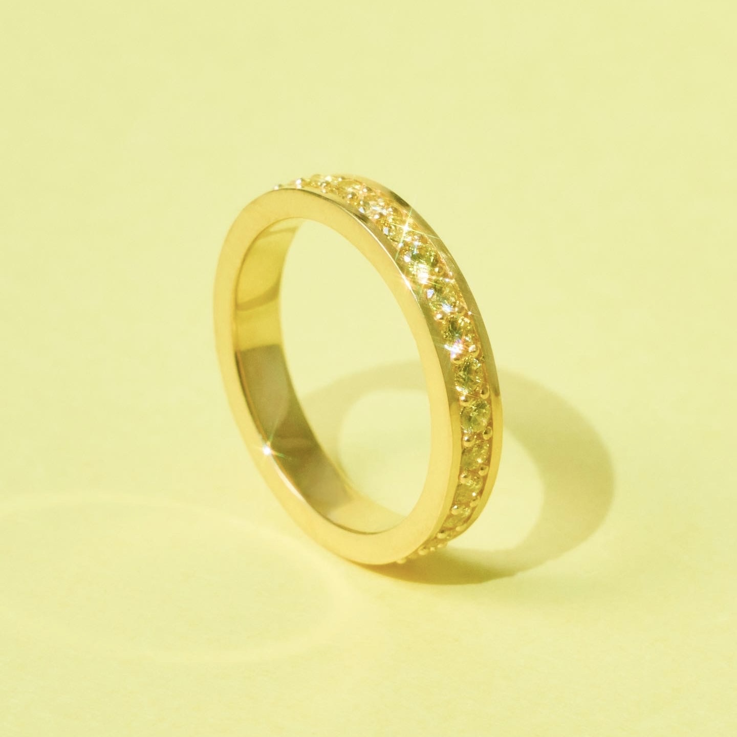 yellow pave ring<br />
-K18 yellow gold<br />
-Yellow sapphire<br />
